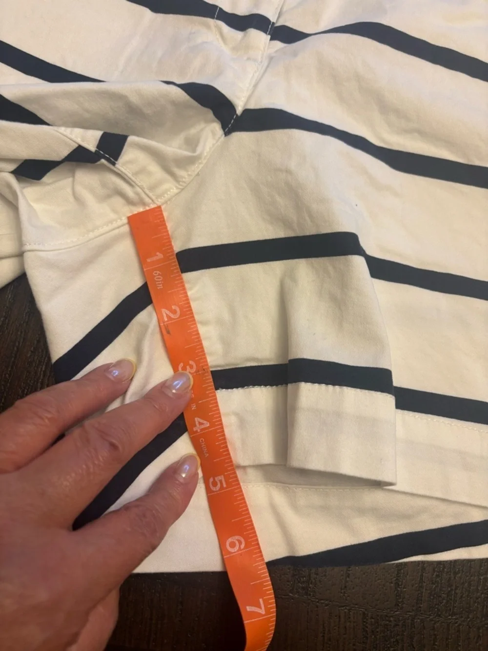 Nautica Women's White and Black Striped Shorts, Size 8 - Picture 4 of 4